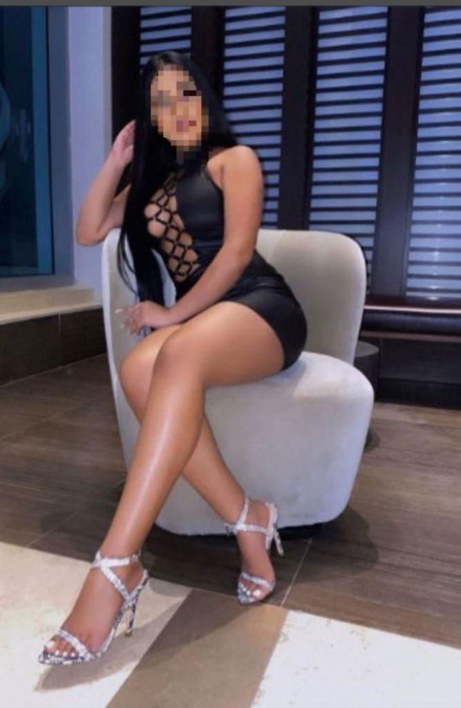 Chica busca chico en Tenerife: 