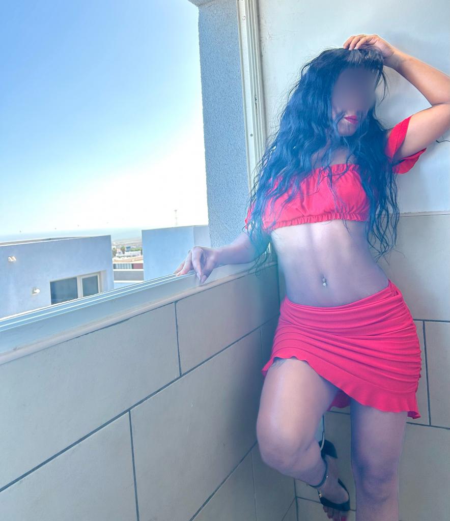 Chica busca chico en Tenerife: 