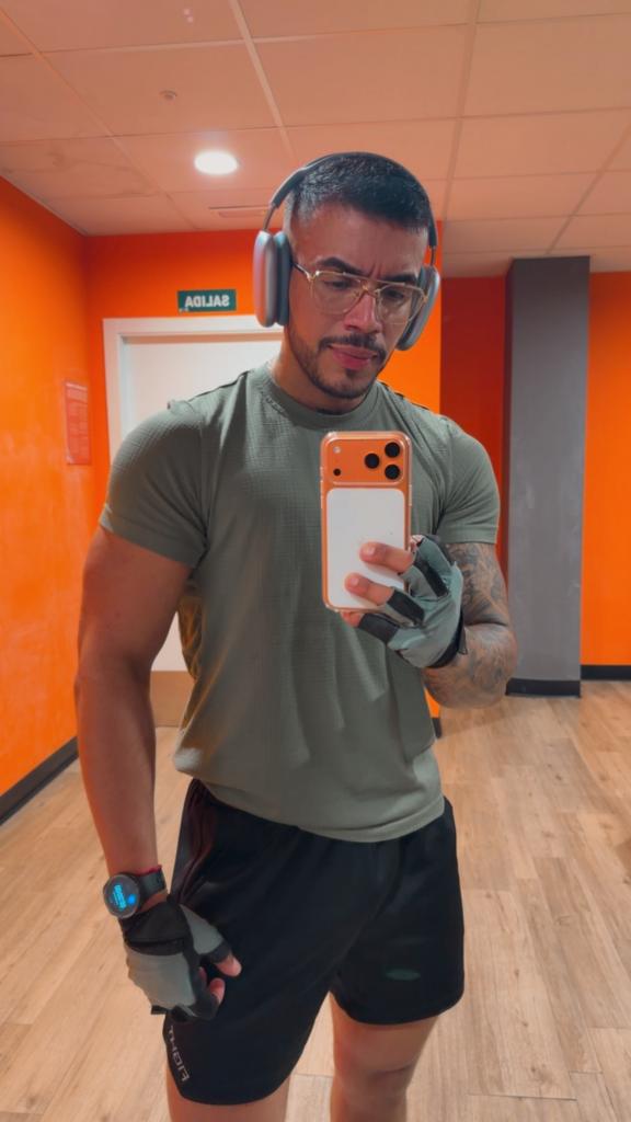 Chico busca chica en Tenerife: 