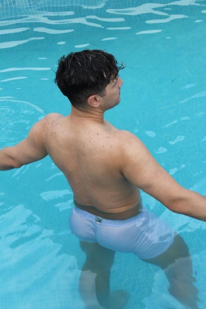 627088175: Chico busca chica en Granada