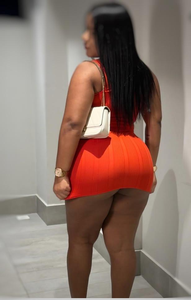 Chica busca chico en Tenerife: 