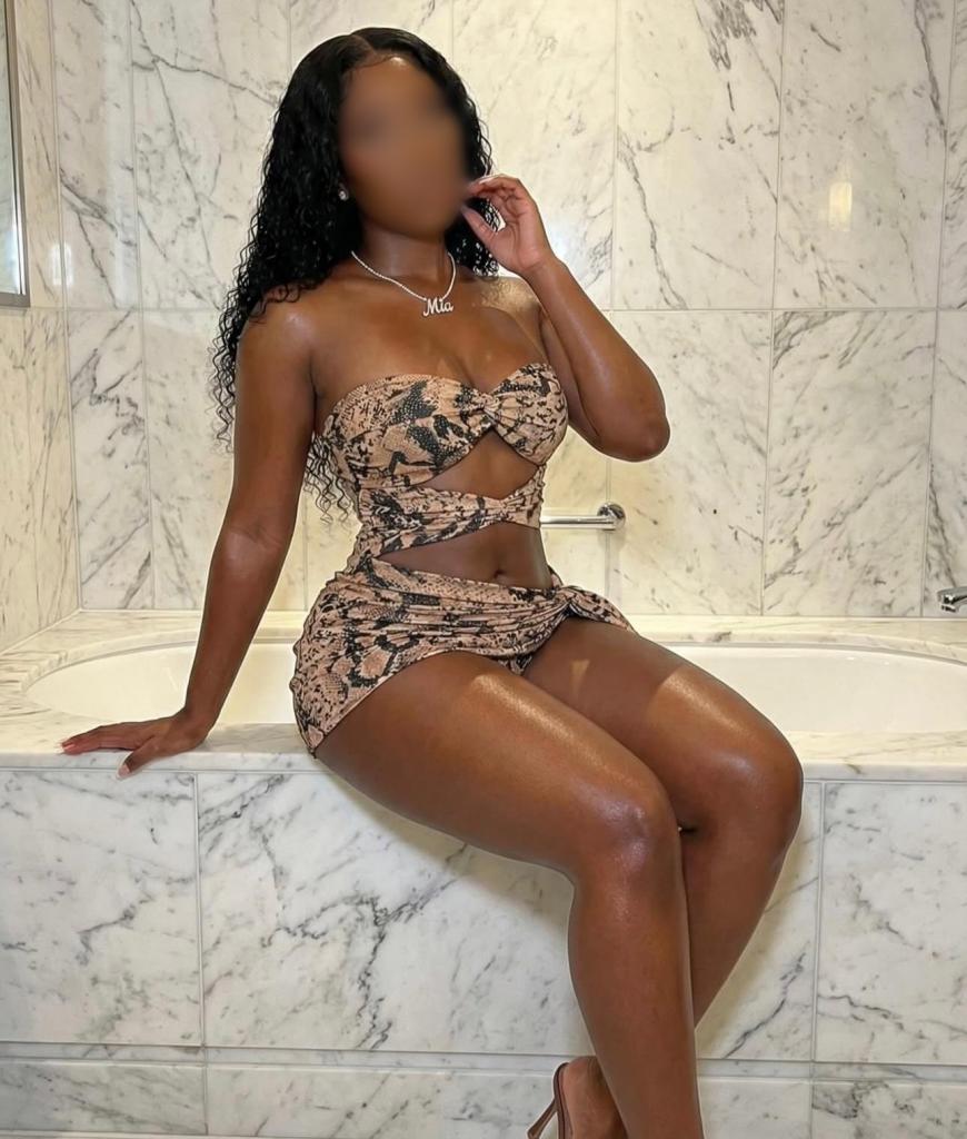 Chica busca chico en Sevilla: 