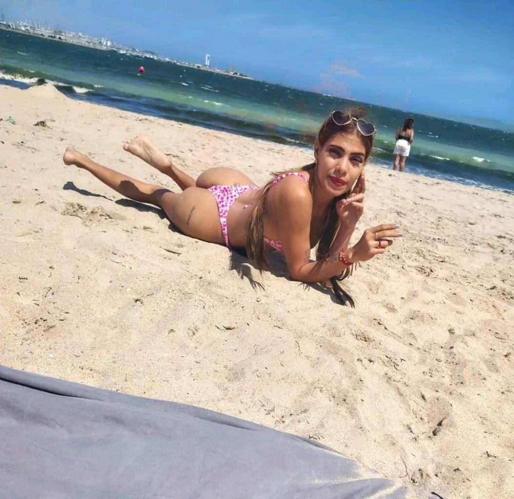 Chica busca chico en Cádiz: 