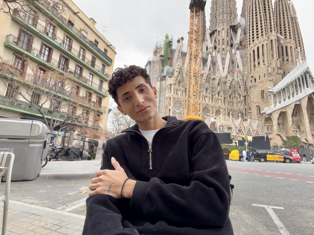 635037929: Chico busca chica en Barcelona