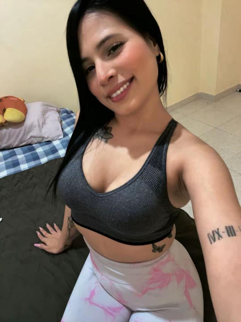 Chica busca chico en Cádiz: 