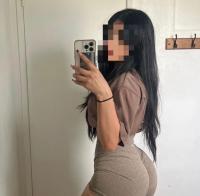 631727041: Chica busca chico en Sevilla