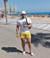 641640374: Chico busca chica en Valencia