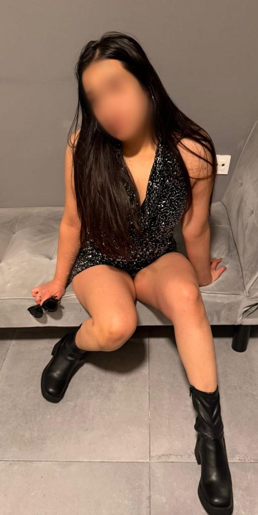 631101592: Chica busca chico en Córdoba