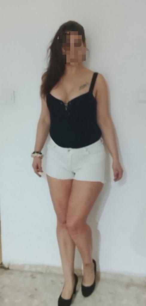 Chica busca chico en Cádiz: 