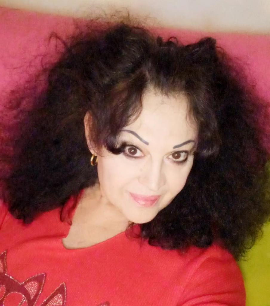 692630550: Travesti en Barcelona