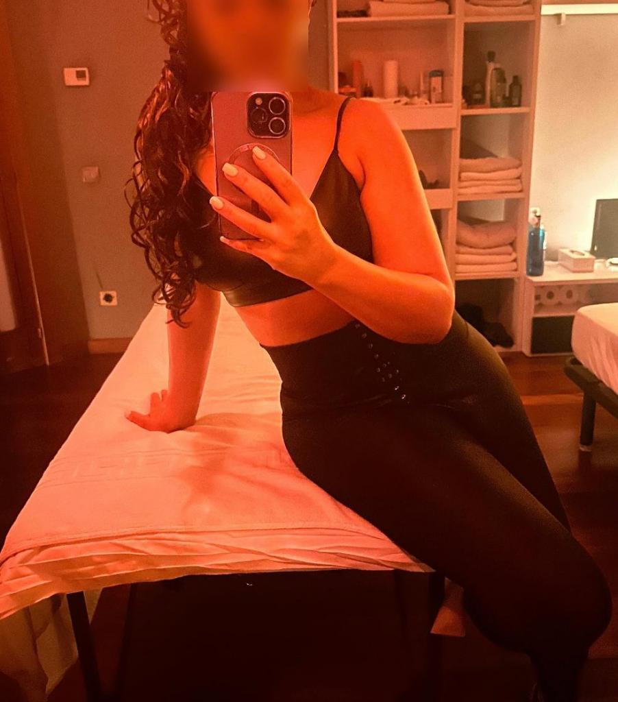 Chica busca chico en La Coruña: 