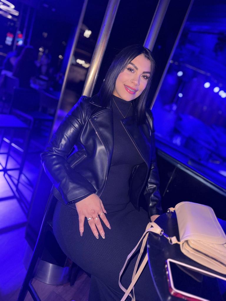 Chica busca chico en Pontevedra: 