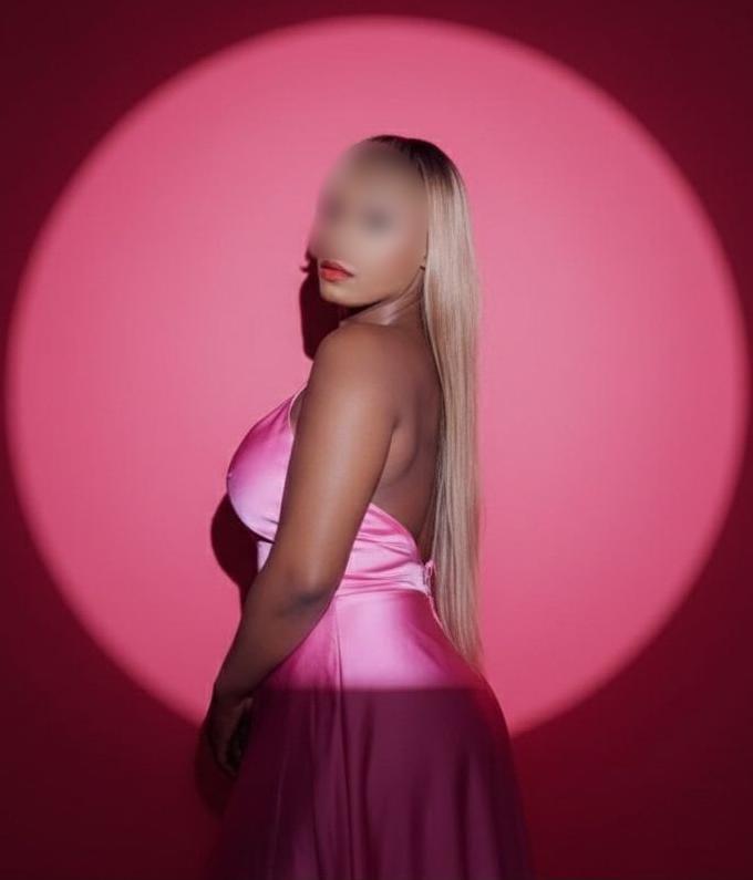 612480442: Chica busca chico en Málaga