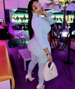 Chica busca chico en Barcelona: 