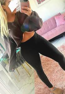 617434592: Chica busca chico en León