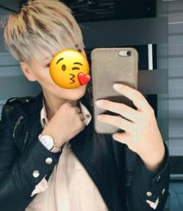 696080761: Chica busca chico en La Coruña