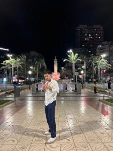 617919905: Chico busca chica en Alicante