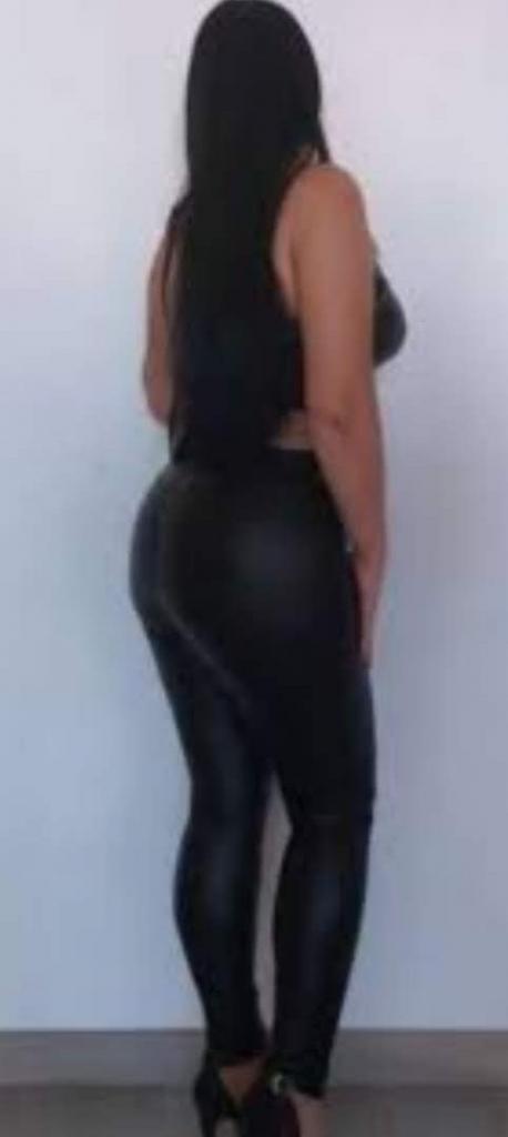 Chica busca chico en Lugo: 