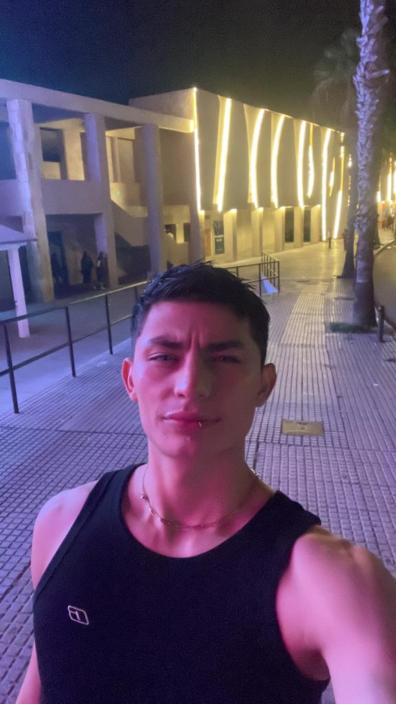 666217723: Chico busca chica en Murcia