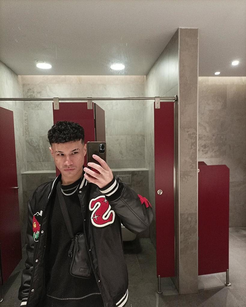 Chico busca chica en Madrid: 