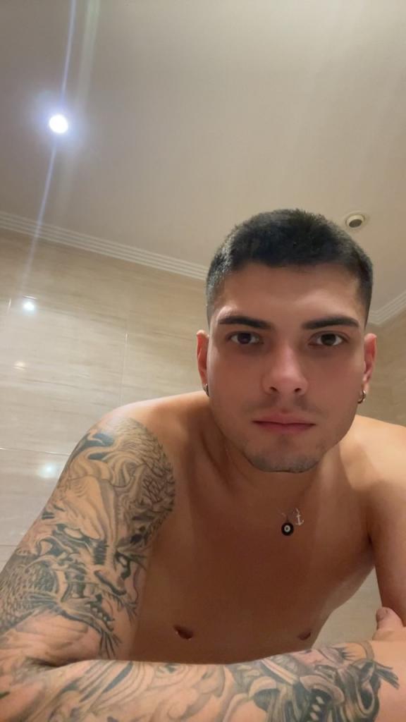 624048920: Chico busca chica en Valladolid