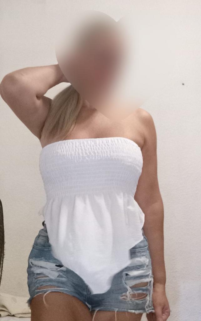 697306713: Chica busca chico en Murcia