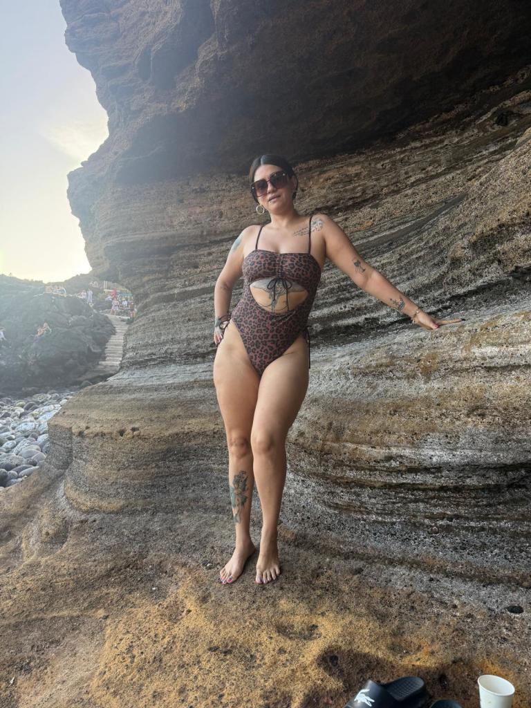 Chica busca chico en Tenerife: 