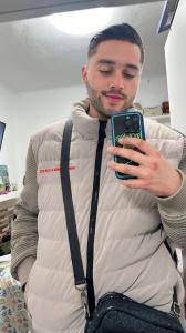 Chico busca chica en Málaga: 