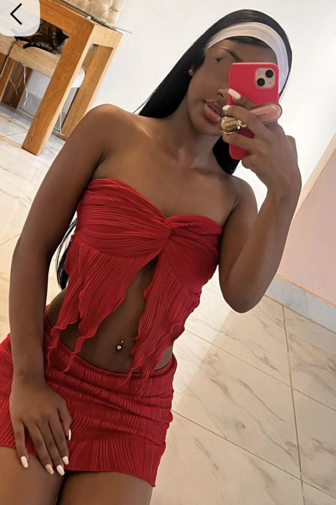 Chica busca chico en Sevilla: 