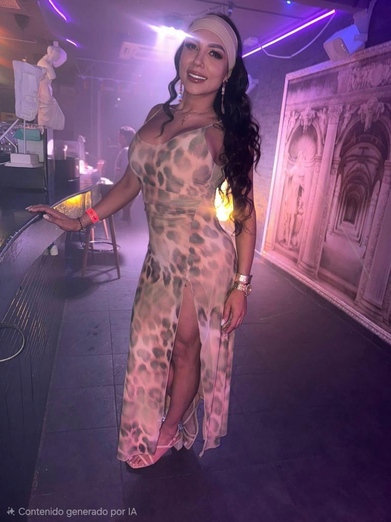 632245440: Transexual en Cádiz
