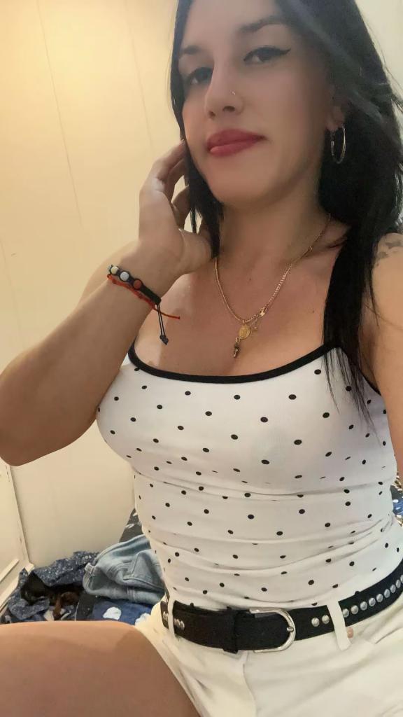 637475958: Travesti en Granada