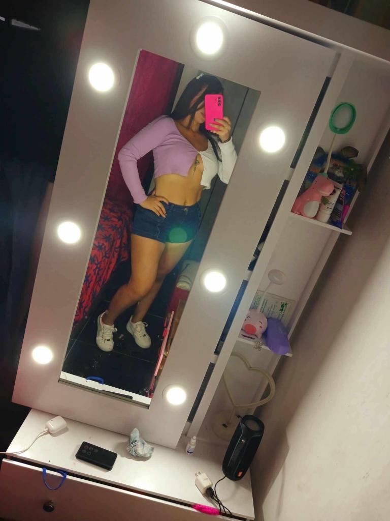 Chica busca chico en Huesca: 