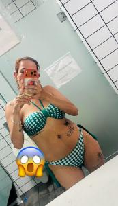 672245569: Chica busca chico en Alicante
