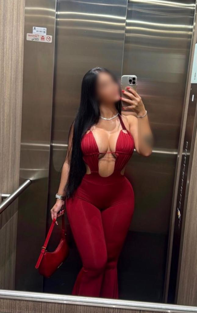 Chica busca chico en Cádiz: 
