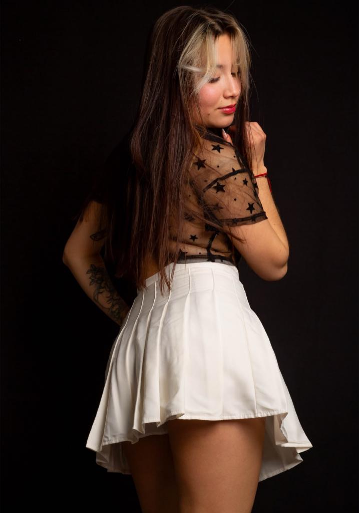 Chica busca chico en Ibiza: 