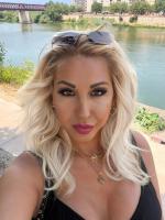 610808068: Chica busca chico en Tarragona