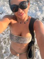 673987645: Chica busca chico en Málaga