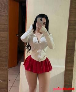 695499533: Chica busca chico en Madrid