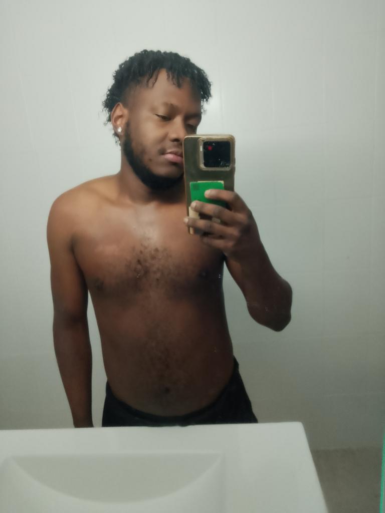 Chico busca chica en Alicante: 