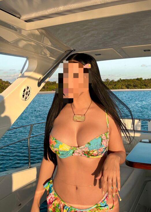 631077704: Chica busca chico en Navarra