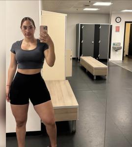 611280539: Chica busca chico en Madrid