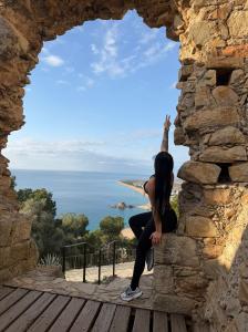 611253298: Chica busca chico en Gerona