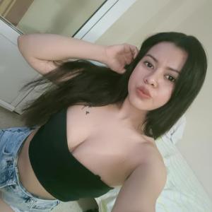 647163074: Chica busca chico en Málaga
