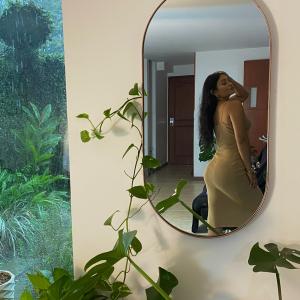 642630471: Chica busca chico en Valencia