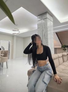 617815239: Chica busca chico en Málaga