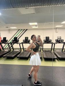 611280539: Chica busca chico en Madrid