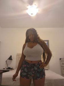 643989476: Chica busca chico en Badajoz