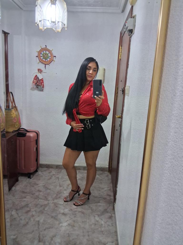643411697: Chica busca chico en Murcia