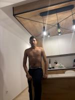633350976: Chico busca chica en Córdoba