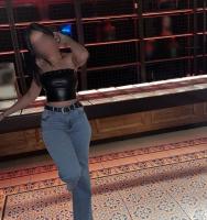 697742811: Chica busca chico en Menorca